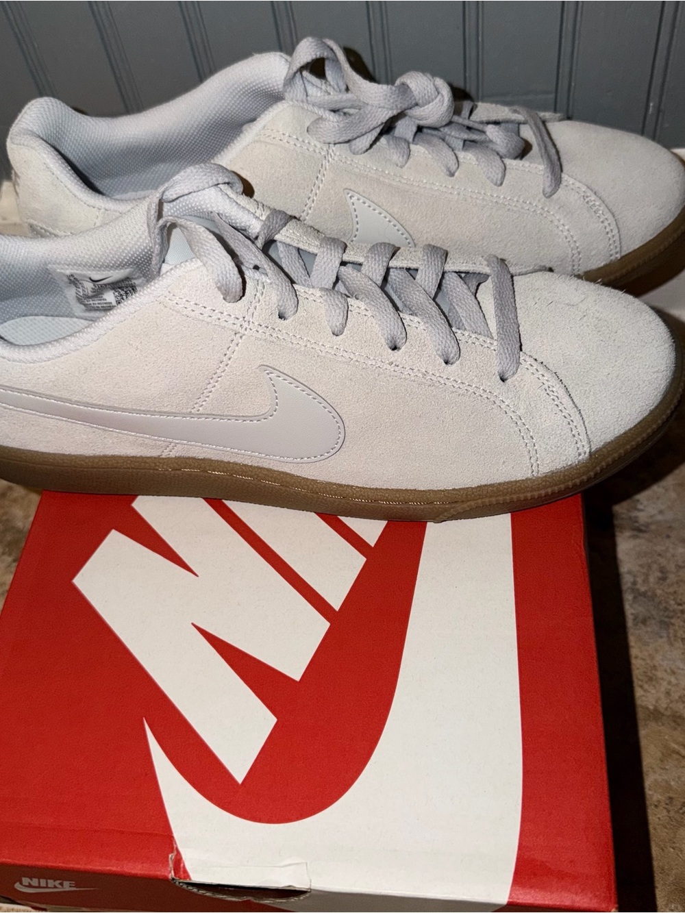 Nike COURT ROYALE SUEDE WOMENS 9.5 - Picture 5 of 7